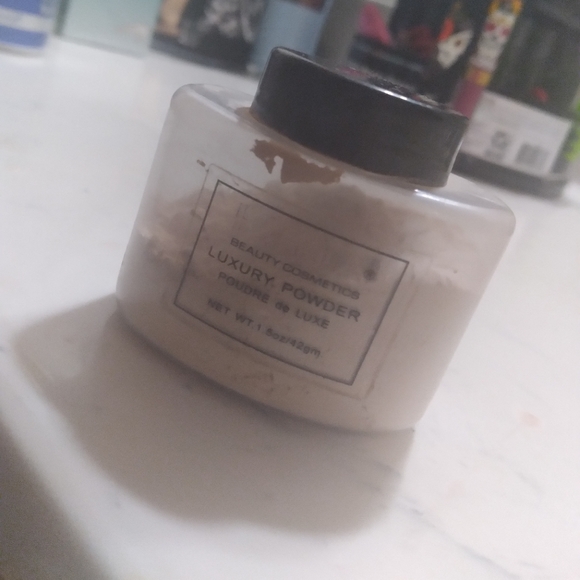 New! Luxury powder - Picture 1 of 1